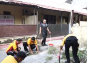 Kapolres Sidrap Ikut Kerja Bakti, Wujudkan Kebersamaan dan Kepedulian Lewat Gotong Royong