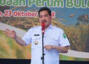 Wakil Dirut Bulog RI dan Pj Bupati Sidrap Panen Bareng Petani Passeno