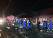 Kebakaran Hanguskan 6 Kios di Pasar Sentral Dongi, Sidrap: Kerugian Ditaksir Ratusan Juta Rupiah