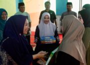 Ketua TP PKK Sidrap Serahkan Al-Qur’an ke Rutan Kelas IIB