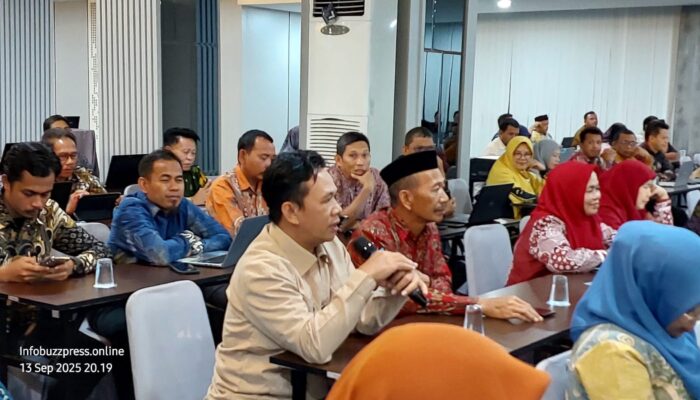 Rakerwil KKMA Sulsel: Wakamad Humas MAN Pinrang Soroti Bahaya Bias Informasi AI