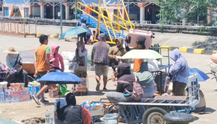Keamanan Pelabuhan Parepare Disorot Usai Penjual Asongan Terciduk Mencuri