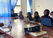 Tim PPK Ormawa Prodi Kewirausahan UMS Rappang Brifing Internal Sebelum Observasi Awal Lokasi