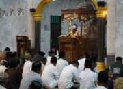 Bupati Sidrap Tarawih Bareng Warga Pitu Riase, Bahas Produktivitas Pertanian hingga Belanja Lokal