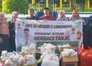 Siswa SD Negeri 2 Lainungan Bagikan Takjil, Tanamkan Nilai Berbagi di Bulan Ramadhan